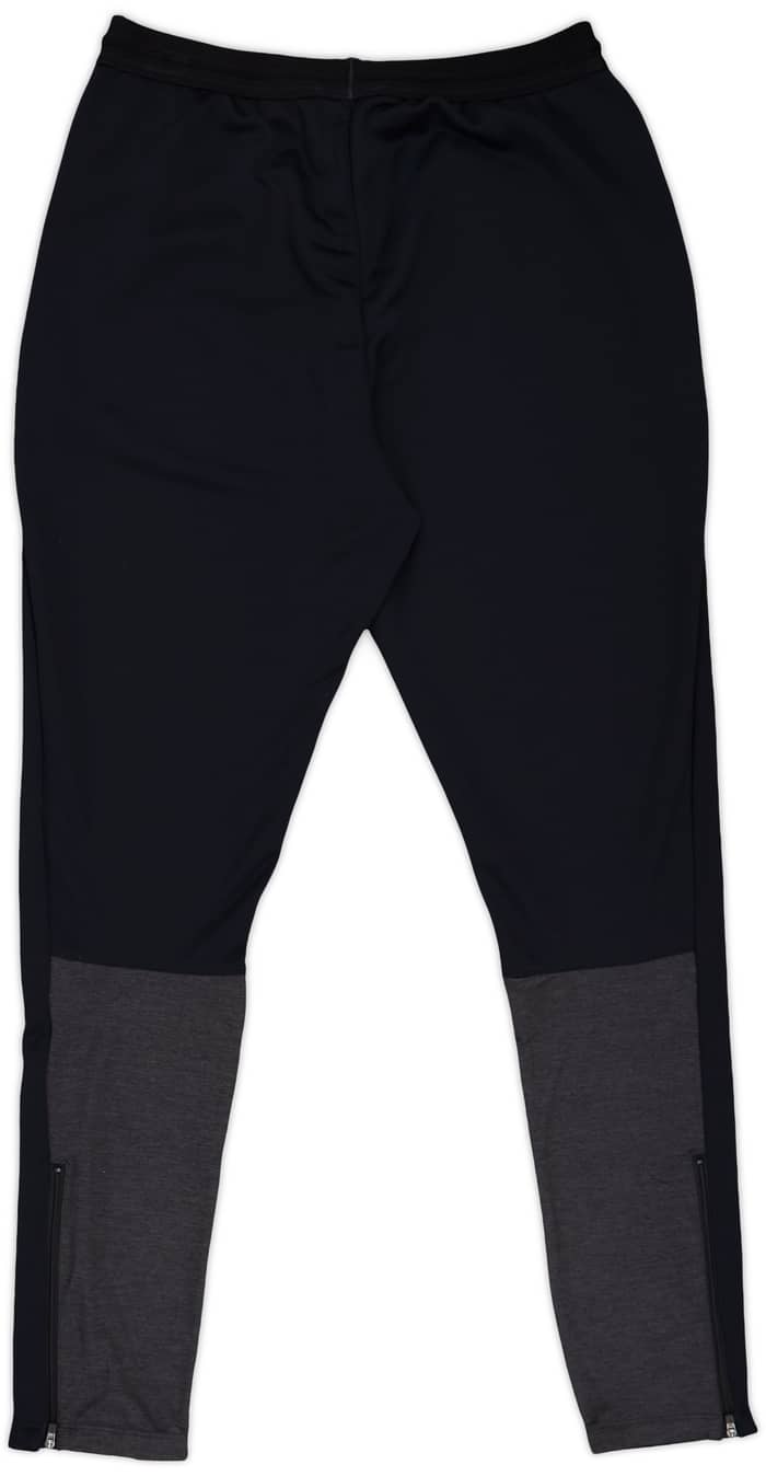 2017-18 Liverpool New Balance Track Pants/Bottoms - 9/10 - (L)