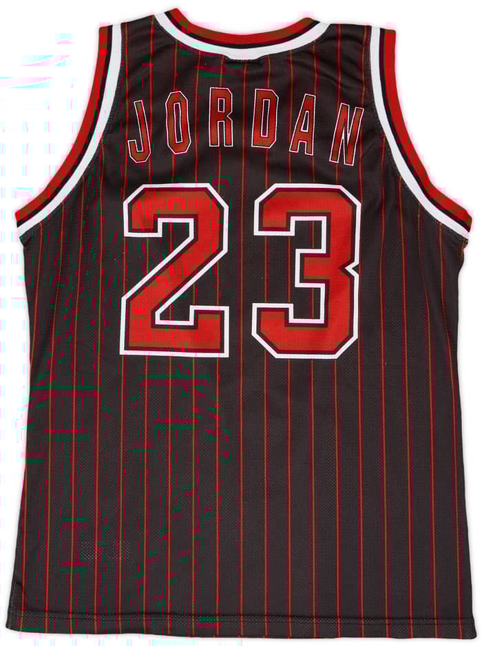 1995-97 Chicago Bulls Jordan #23 Champion Alternate Jersey - 9/10 - (S)