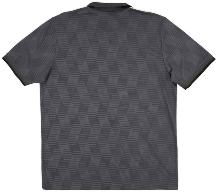 2024-25 Bayern Munich Special Edition Oktoberfest Shirt