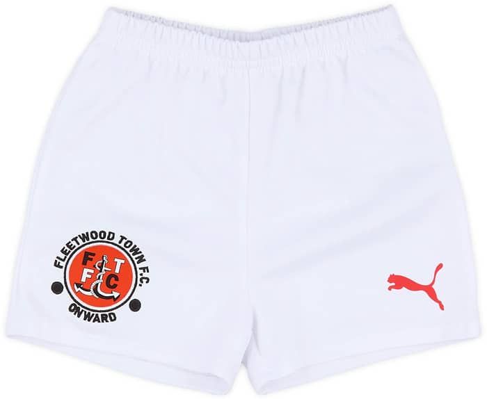 2023-24 Fleetwood Town Home Shirt & Shorts Kit (Little Kids)
