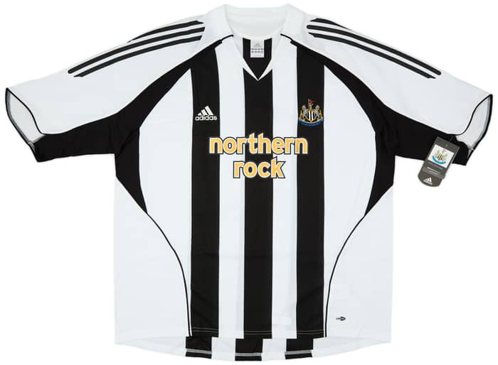 2005-07 Newcastle Home Shirt Solano #4 (3XL)