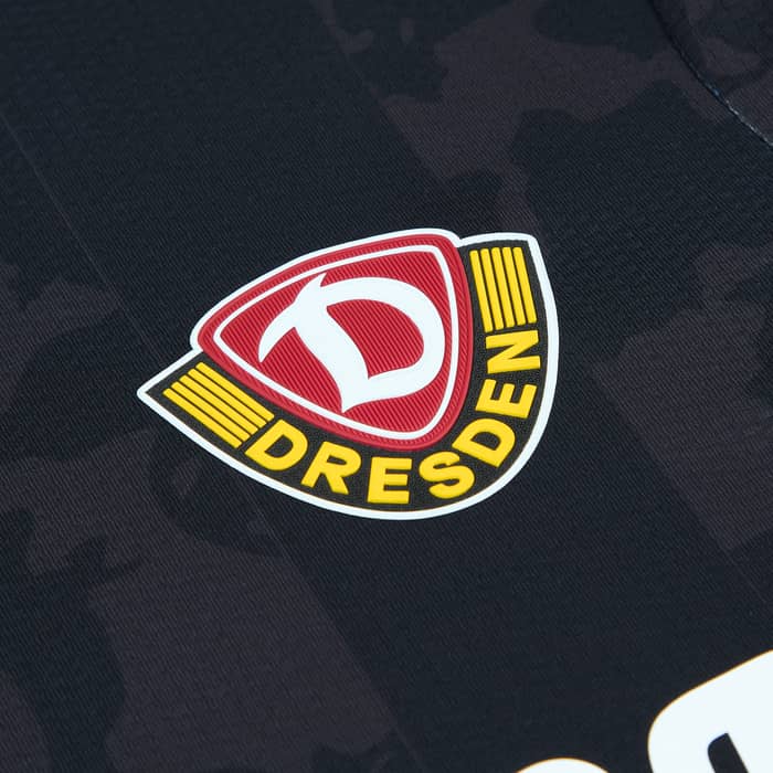 2024-25 Dynamo Dresden Away Shirt