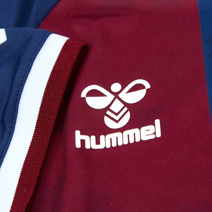 2024-25 Eibar Home Shirt