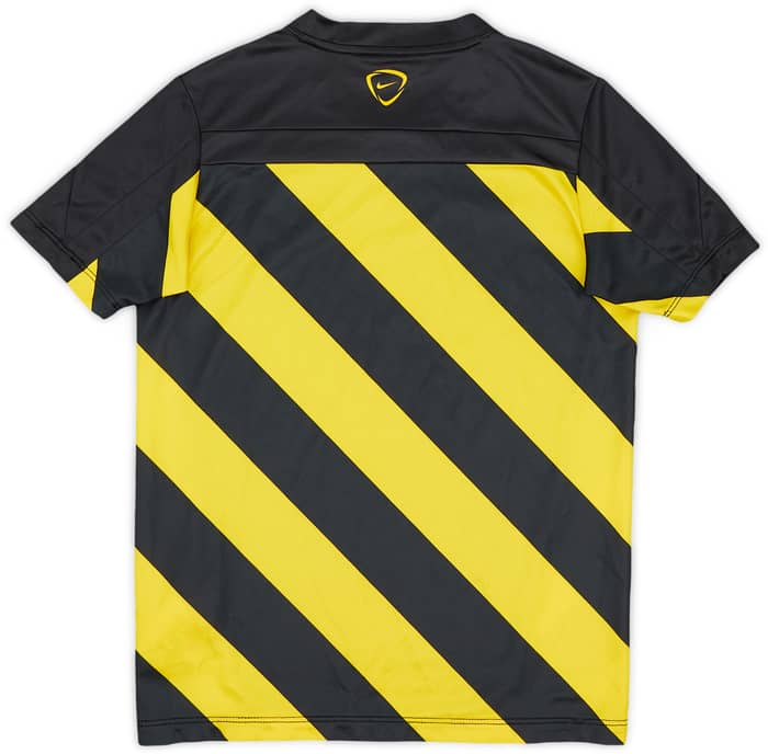 2013-14 Barcelona Nike Training Shirt - 7/10 - (M.Boys)