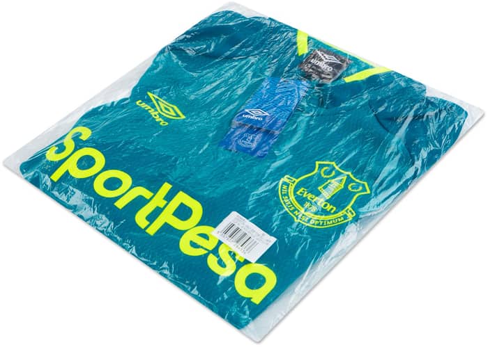 2019-20 Everton Umbro 1/2 Zip Training Top
