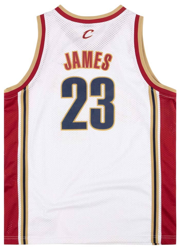 2003-04 Cleveland Cavaliers James #23 Nike Swingman Jersey (Home) Y
