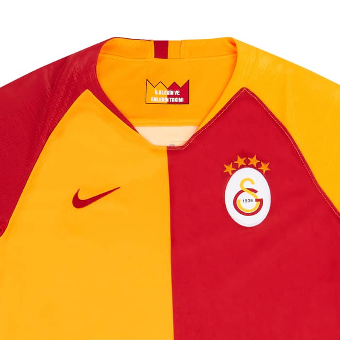 2018-19 Galatasaray Home Shirt M