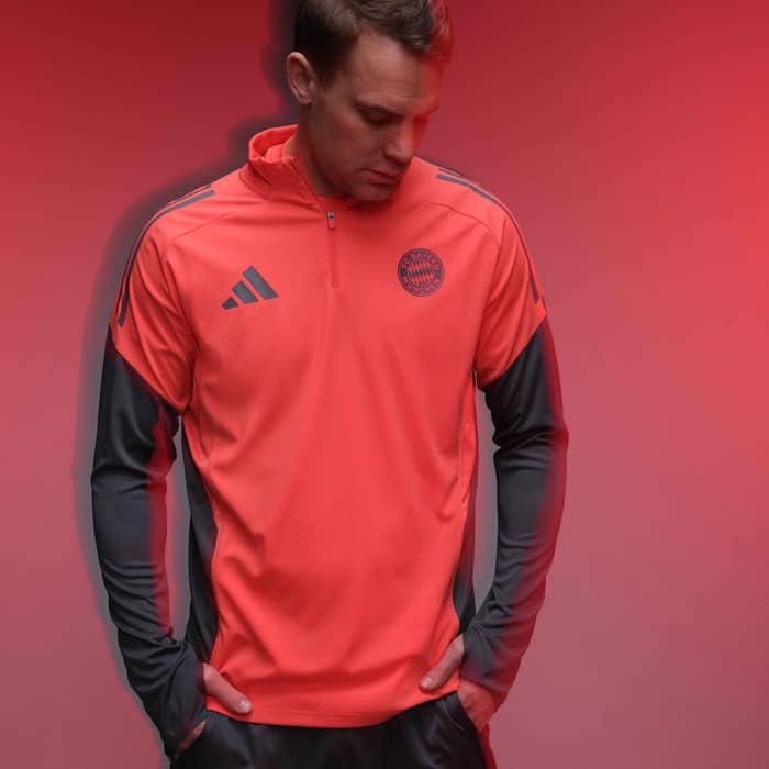 2025-26 Bayern Munich adidas 1/4 Zip Training Top