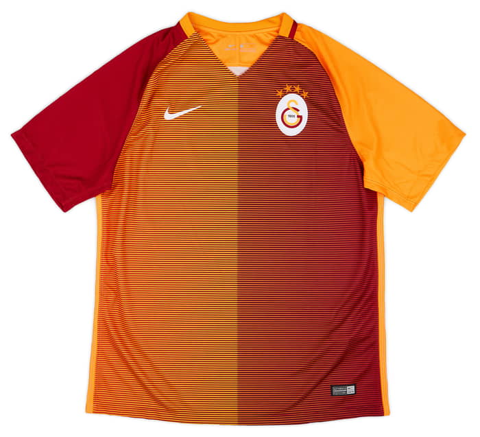 2016-17 Galatasaray Home Shirt - 8/10 - (L)