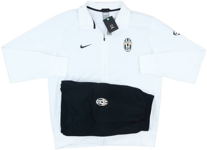 2009-10 Juventus Nike Tracksuit (XL)