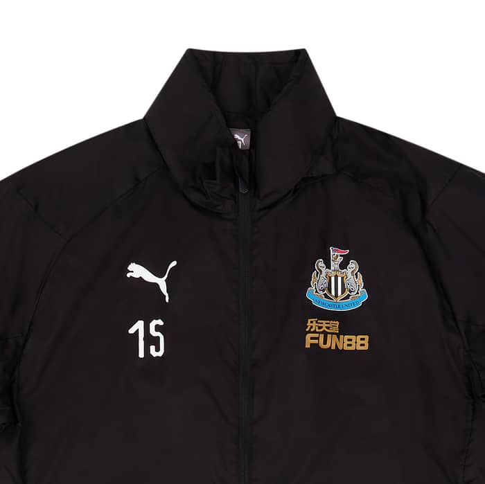 2018-19 Newcastle Player Issue Rain Jacket # (Excellent)