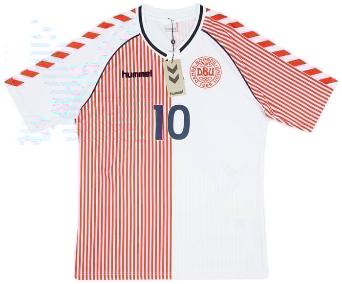 2023 Denmark Hummel 'DBU 86' Reissue Away Shirt Eriksen #10