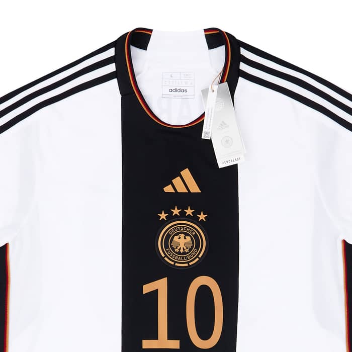 2022-23 Germany Home Shirt Gnabry #10