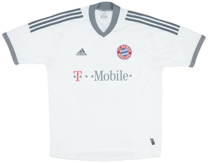 2002-03 Bayern Munich Away Shirt Kuffour #4 - 5/10 - (M)