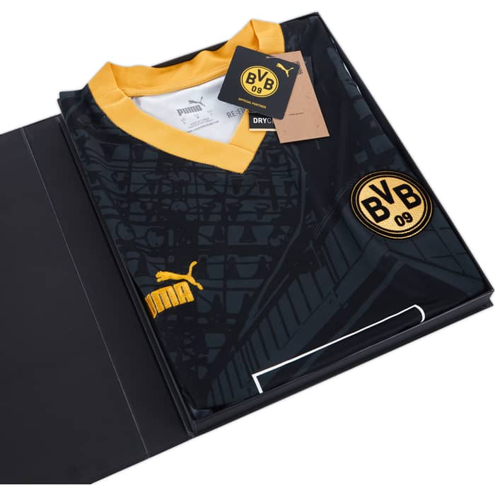 2023-24 Borussia Dortmund Special Edition 'Westfalenstadion' Anniversary Shirt (L)