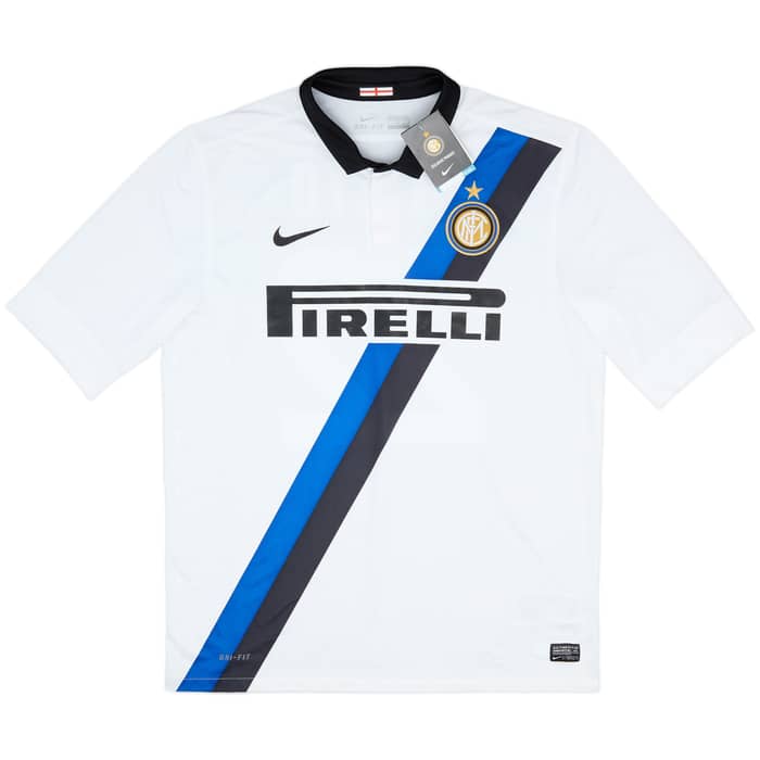 2011-12 Inter Milan Away Shirt Milito #22 (L)