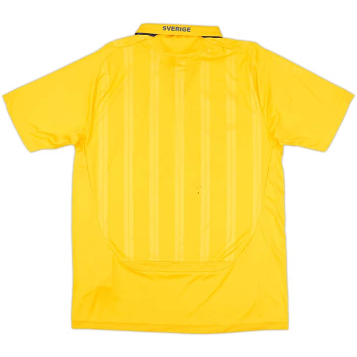 2009-10 Sweden Signed Home Shirt - 7/10 - (M)