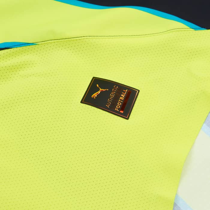 2024-25 Manchester City Authentic Away Shirt Haaland #9