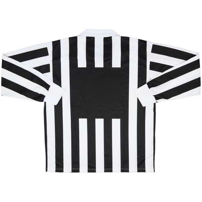 1991-92 Juventus Basic Home Full Kit (L)