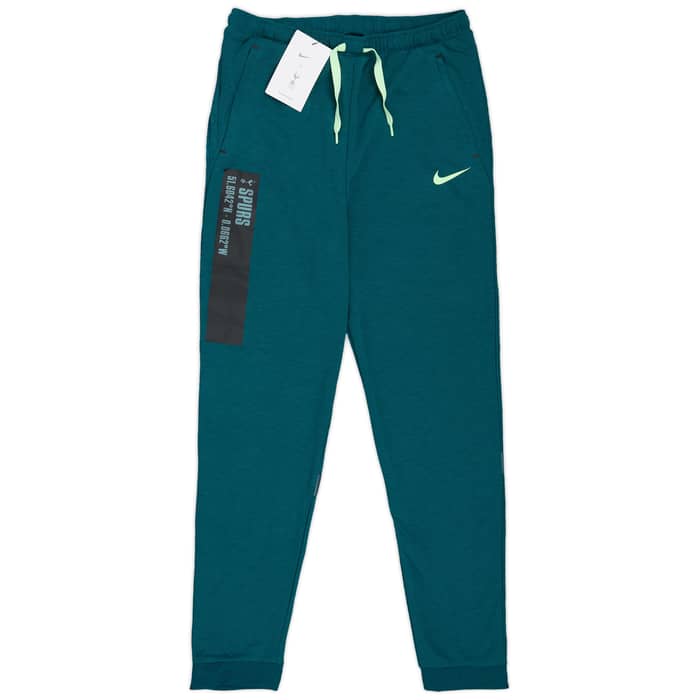 2021-22 Tottenham Nike Tracksuit (XL.Boys)
