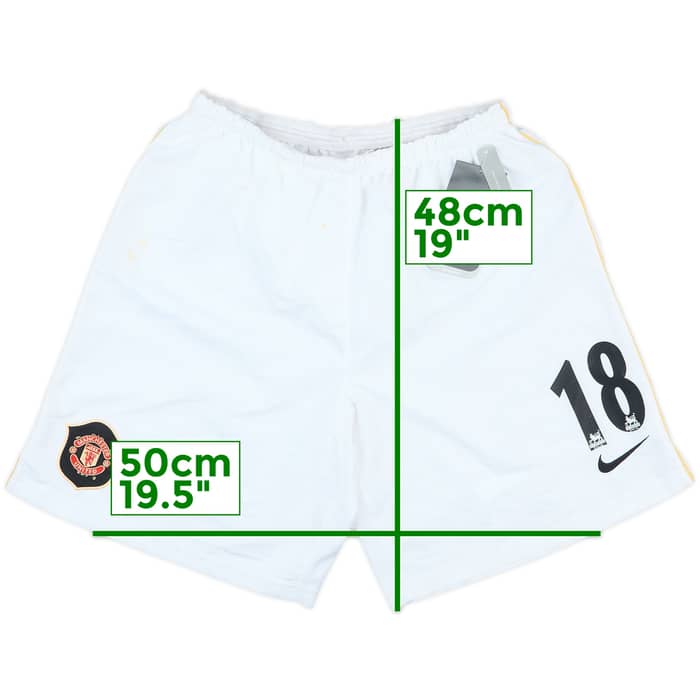 2006-07 Manchester United Home Shorts #18 (S)