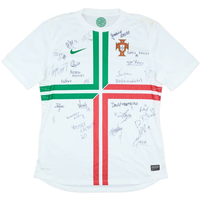 2012-13 Portugal Squad Signed Player Issue Away Shirt - 7/10 - (XL)
