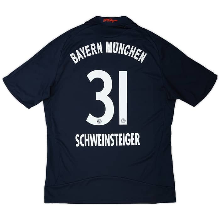 2008-09 Bayern Munich Away Shirt Schweinsteiger #31