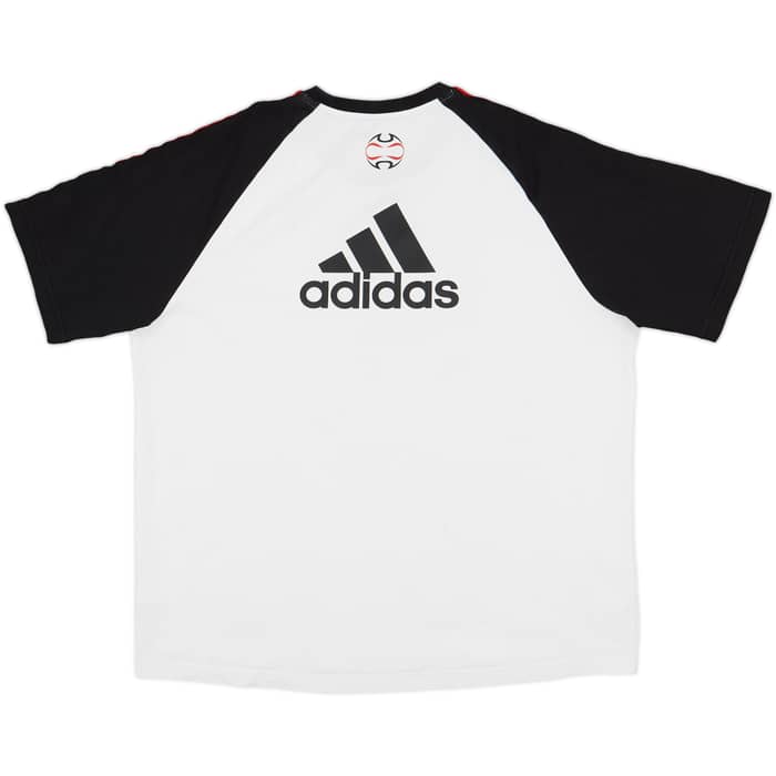 2021-22 Manchester United adidas Teamgeist Leisure Tee - 7/10 - (L)
