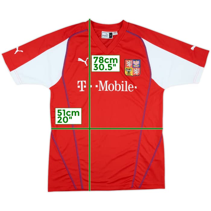 2004-05 Czech Republic Basic Home Shirt - 10/10 - (L)