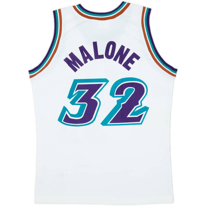 1996-03 Utah Jazz Malone #32 Champion Home Jersey - 8/10 - (S)