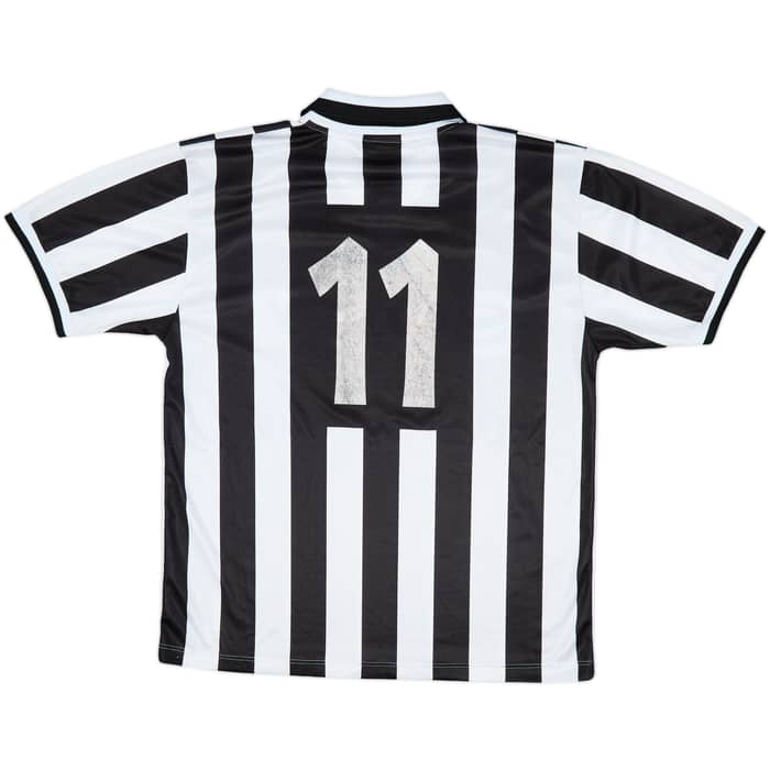1995-97 Juventus Match Issue Home Shirt #11