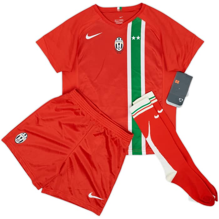 2005-06 Juventus Away Full Kit (5-6 Years)
