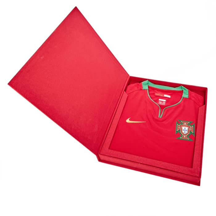 2008-10 Portugal Limited Edition Player Issue Home Shirt 0758/2008 (L)