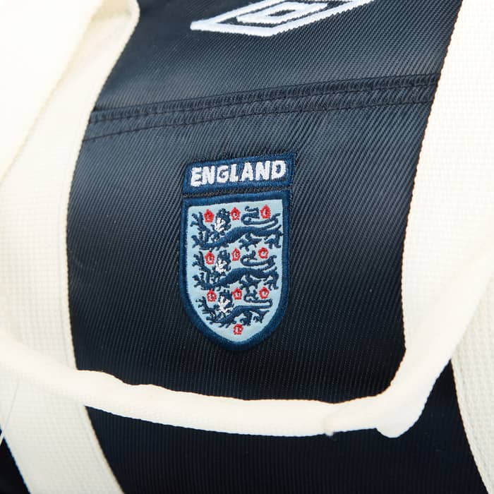 2004-05 England Umbro Handbag (One Size)