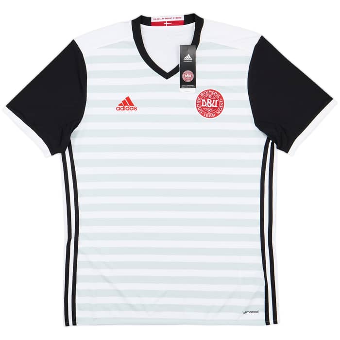 2016-17 Denmark Away Shirt (L)