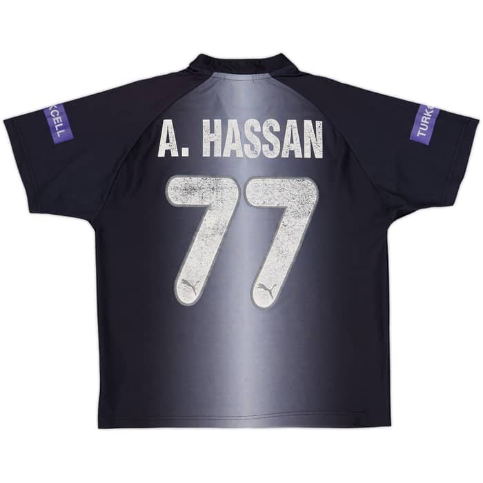 Camiseta de la cuarta equipación de Besiktas 2003-04 A.Hassan #77 - 6/10 - (S)