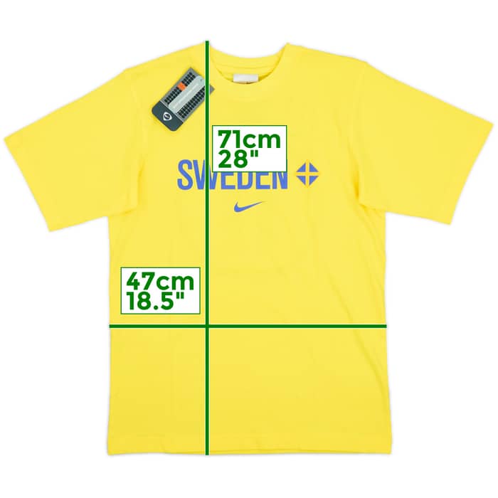 2004-05 Sweden Nike Cotton Tee Zlatan #11 (S)