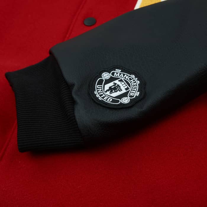 2024-25 Manchester United adidas Originals VRCT Jacket