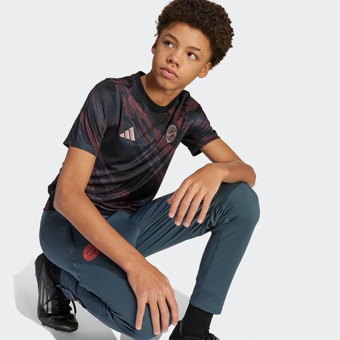 2025-26 Bayern Munich adidas Pre-Match Shirt (KIDS)