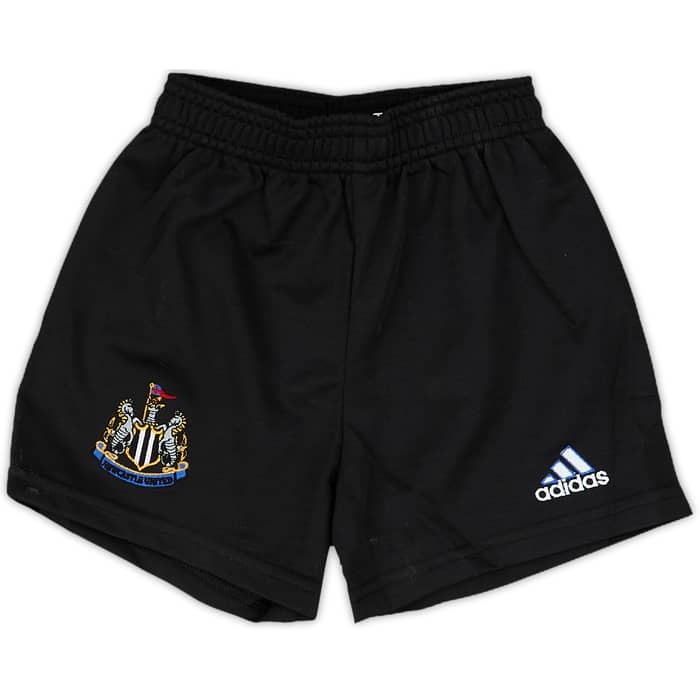 2000-01 Newcastle Home Shirt & Shorts - 9/10 - (5-6 Years)