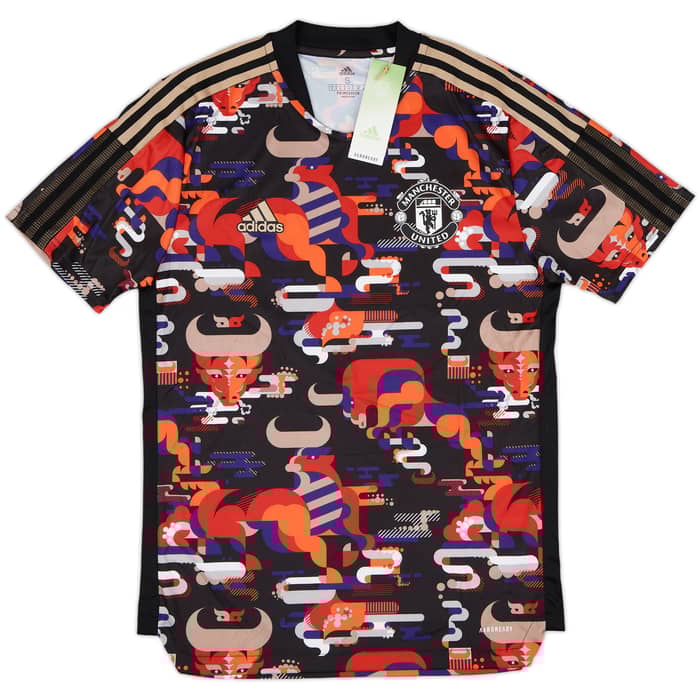 2021-22 Manchester United Chinese New Year adidas Training Shirt (S)