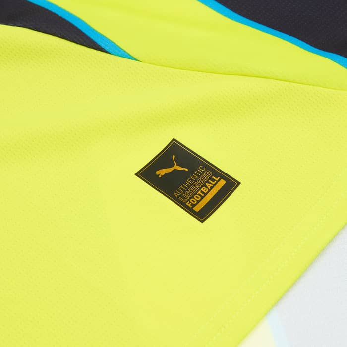2024-25 Manchester City Away Shirt Gundogan #19
