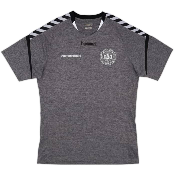 2016-18 Denmark Hummel Training Shirt - 10/10 - (L)