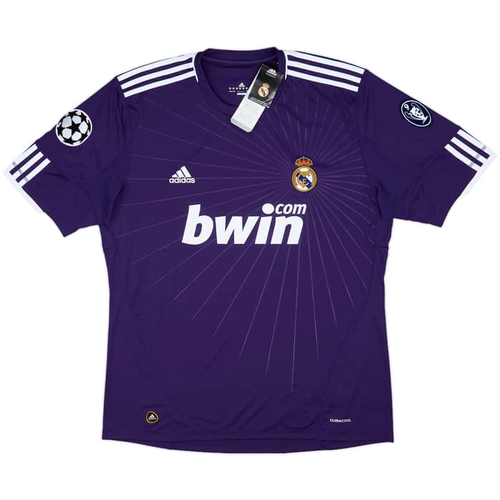2010-11 Real Madrid CL Third Shirt Higuain #20 (XL)
