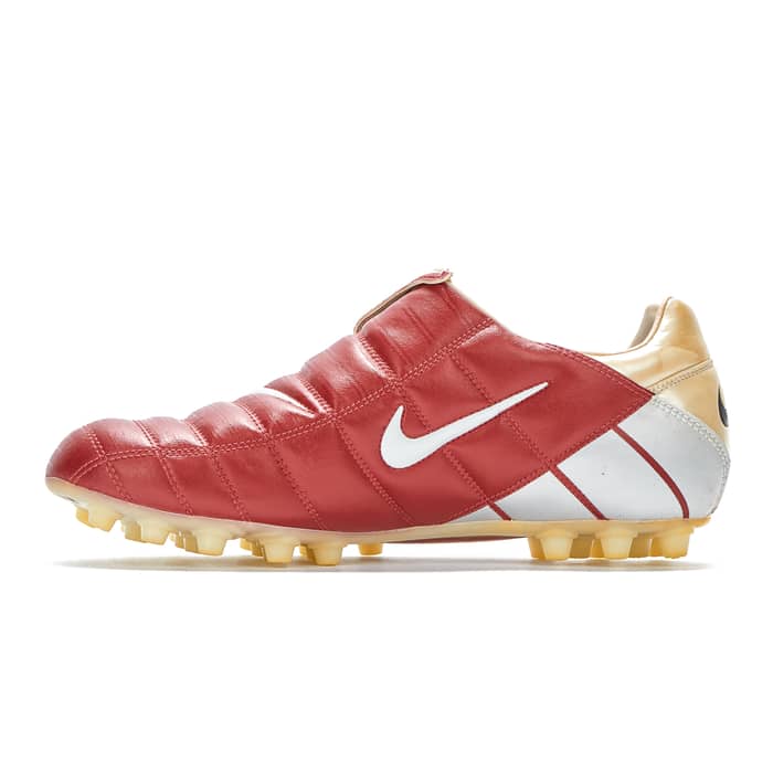 2003 Nike Total 90 II Football Boots - NEW - HG 9½
