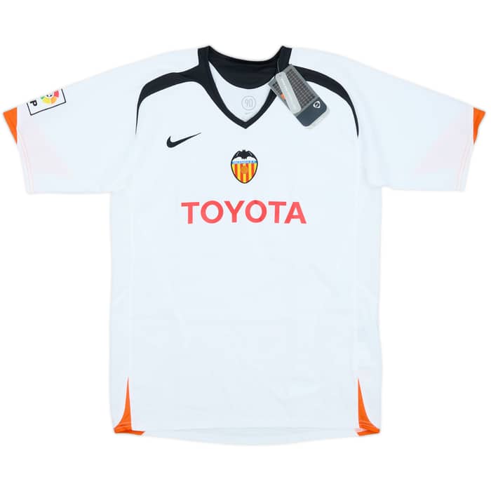 2005-06 Valencia Home Shirt (XL.Boys)