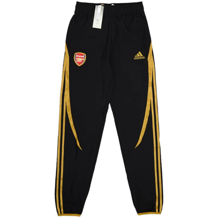 2021-22 Arsenal adidas Teamgeist Tracksuit (XS)