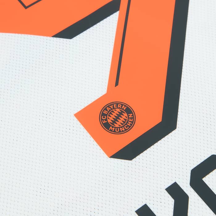 2025-26 Bayern Munich Authentic Away Shirt Kane #9