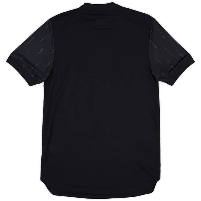 2021-22 Juventus Authentic Away Shirt (Asian size S)