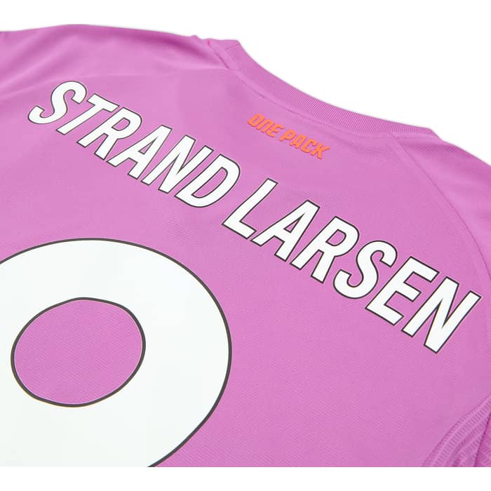 2024-25 Wolves Third Shirt Strand Larsen #9
